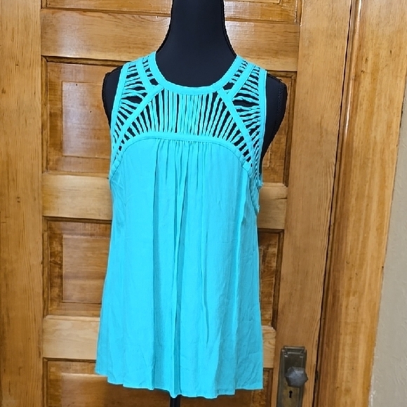 Bar III Green Asymmetrical Cut-Out Tank Top M - Picture 3 of 5